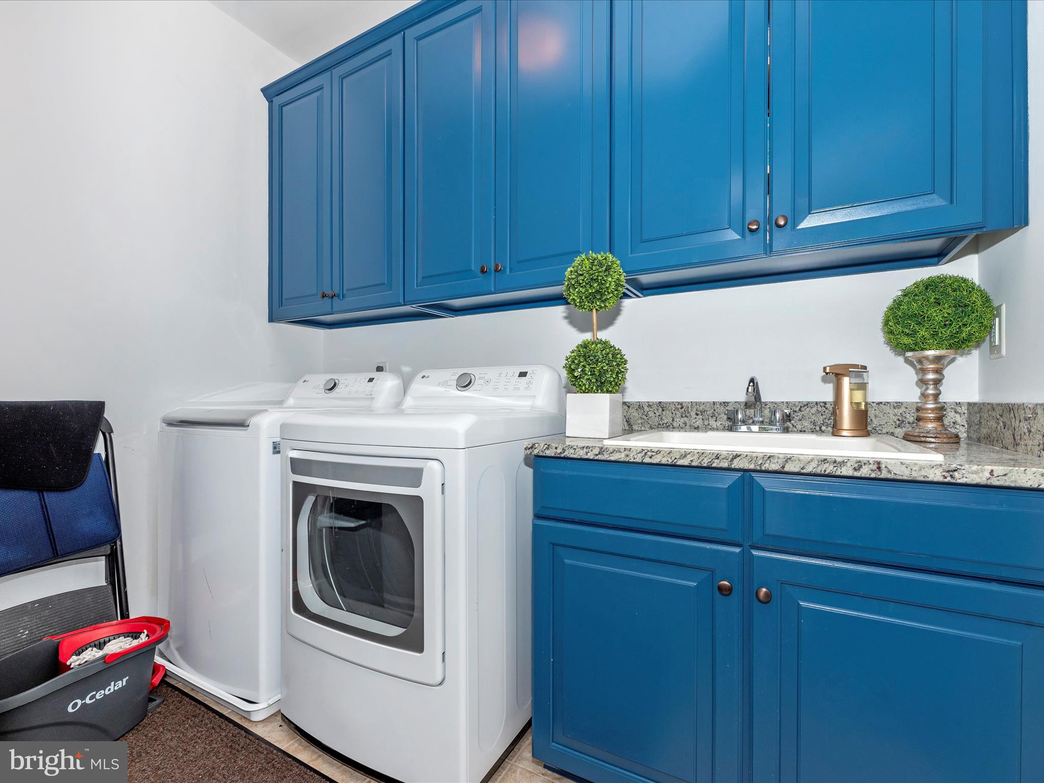 ESTATES AT LIBERTY RESERVOIR - Residential Lease