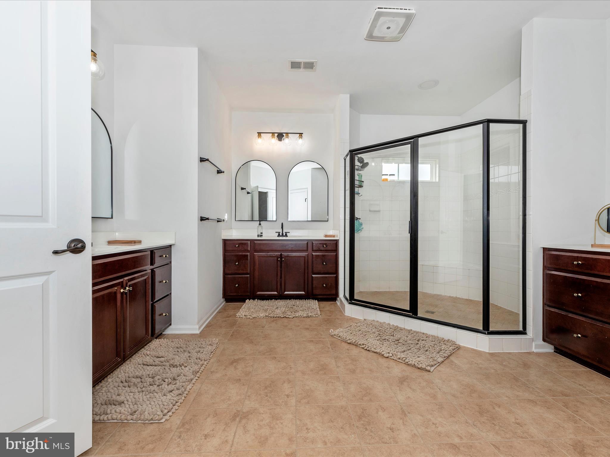 ESTATES AT LIBERTY RESERVOIR - Residential Lease