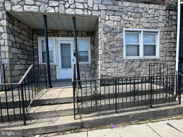 592 MAIN STREET