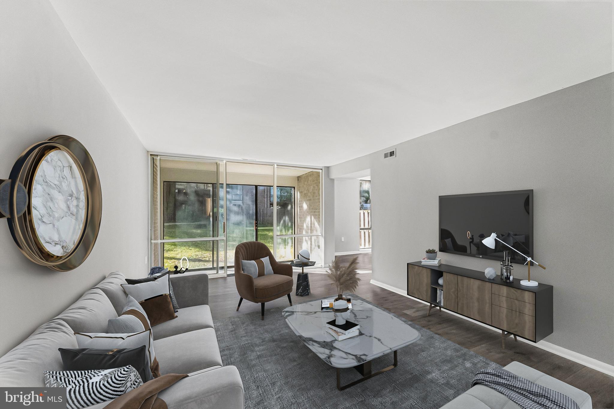 CHELSEA WOODS COURTS - Residential