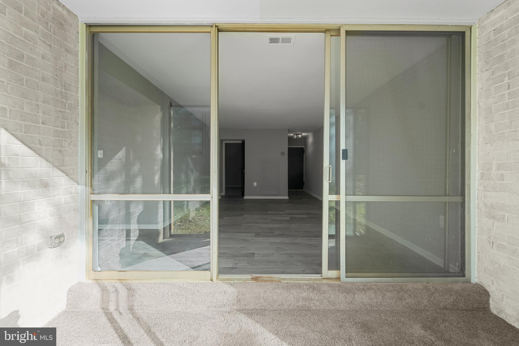 CHELSEA WOODS COURTS - Residential