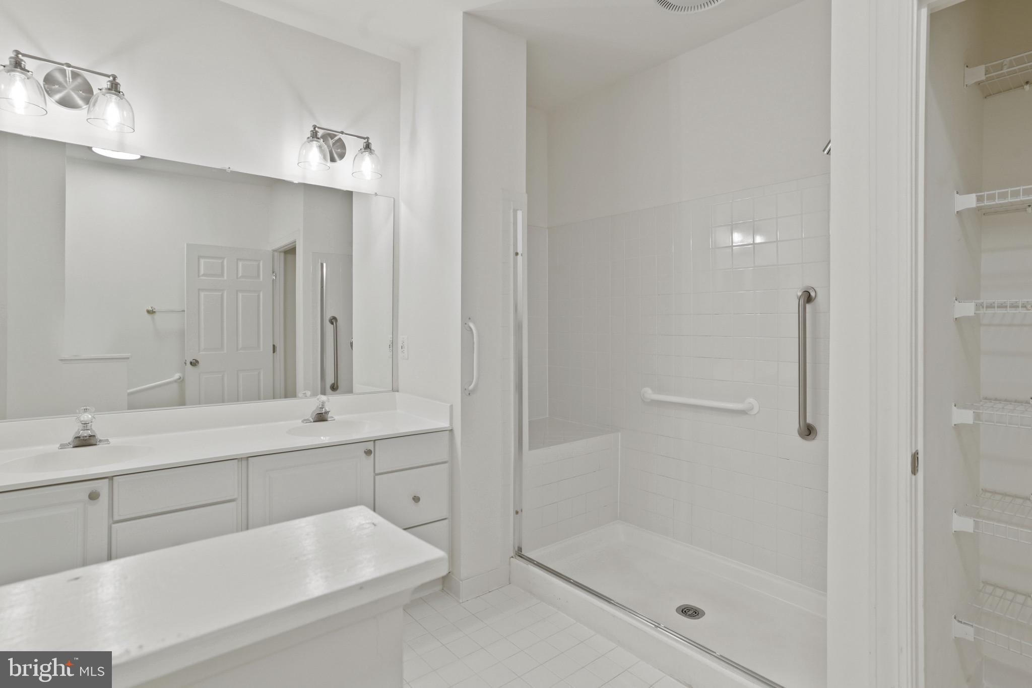 SOUTH RIVER COLONY - Residential Lease