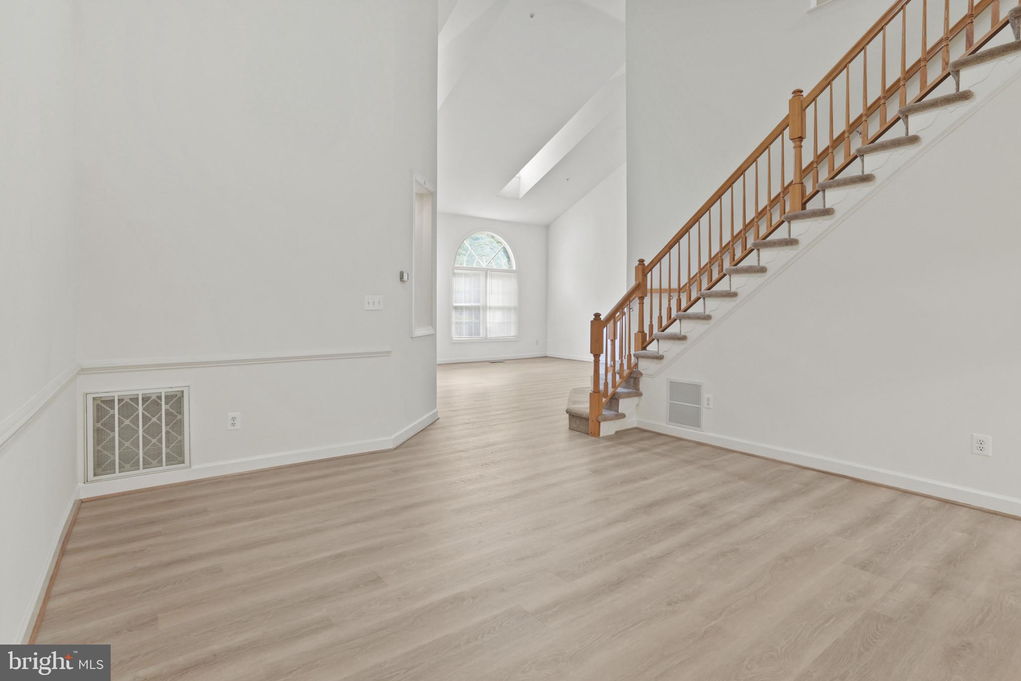 SOUTH RIVER COLONY - Residential Lease