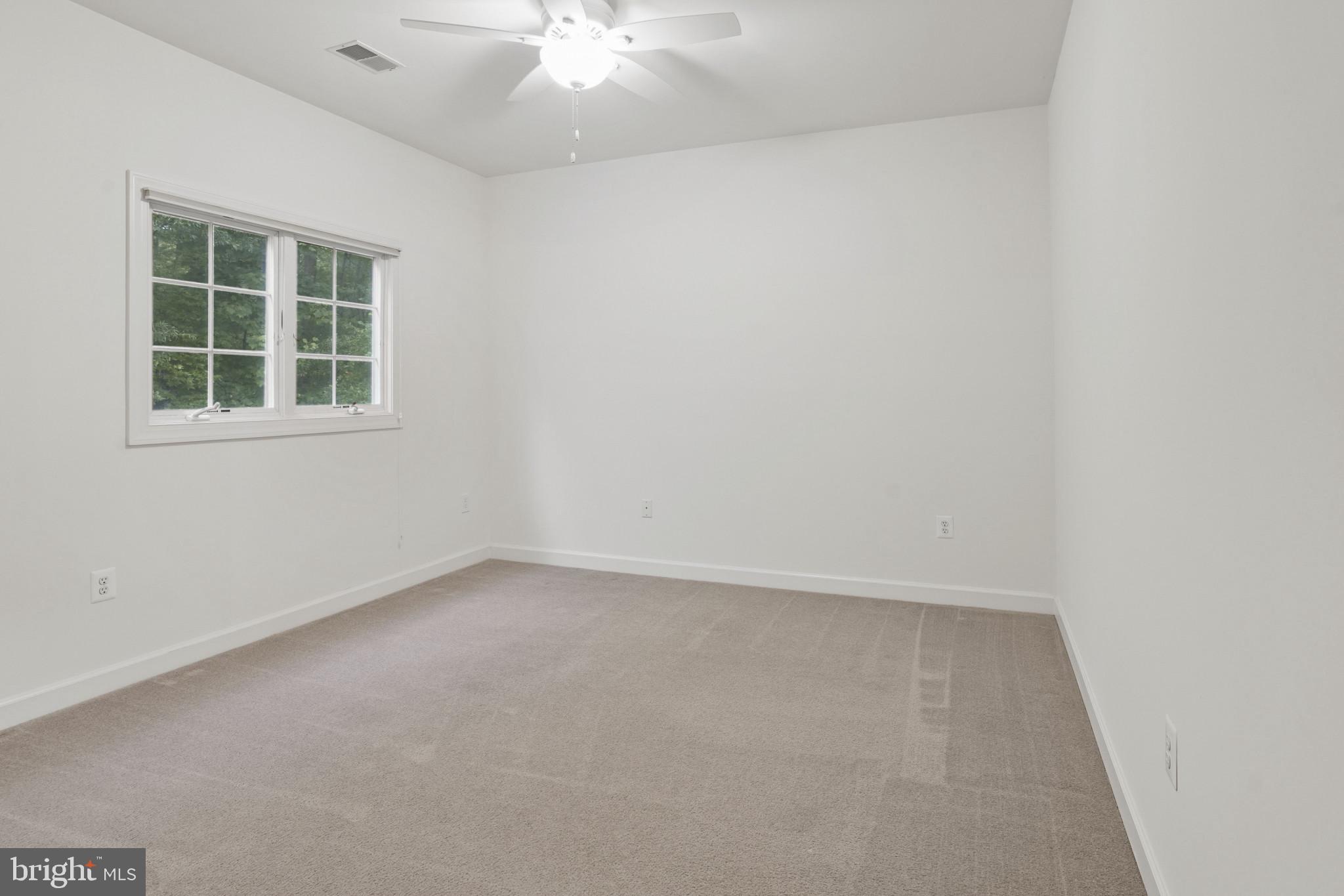 SOUTH RIVER COLONY - Residential Lease