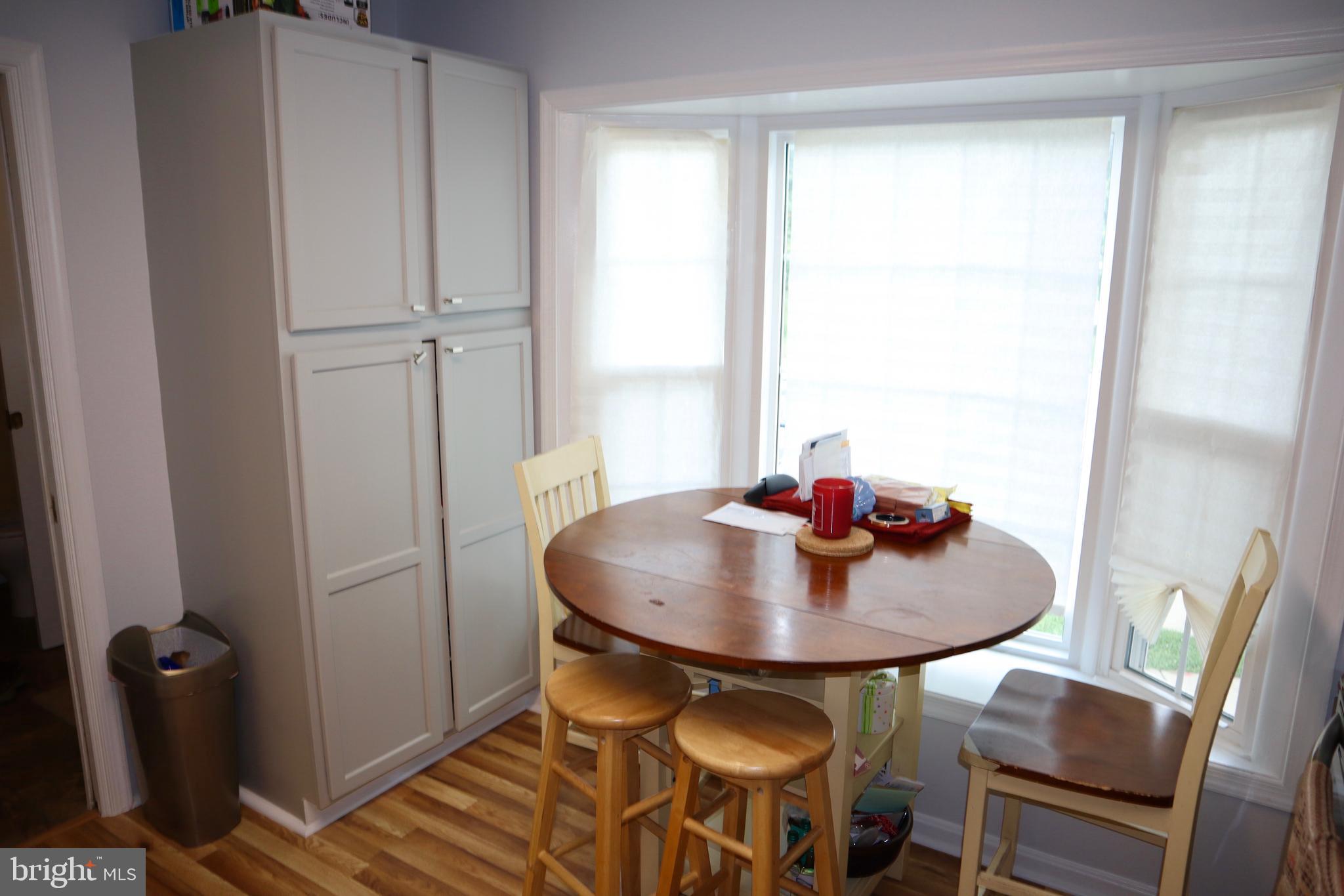 WHEATON TOWNE - Residential Lease