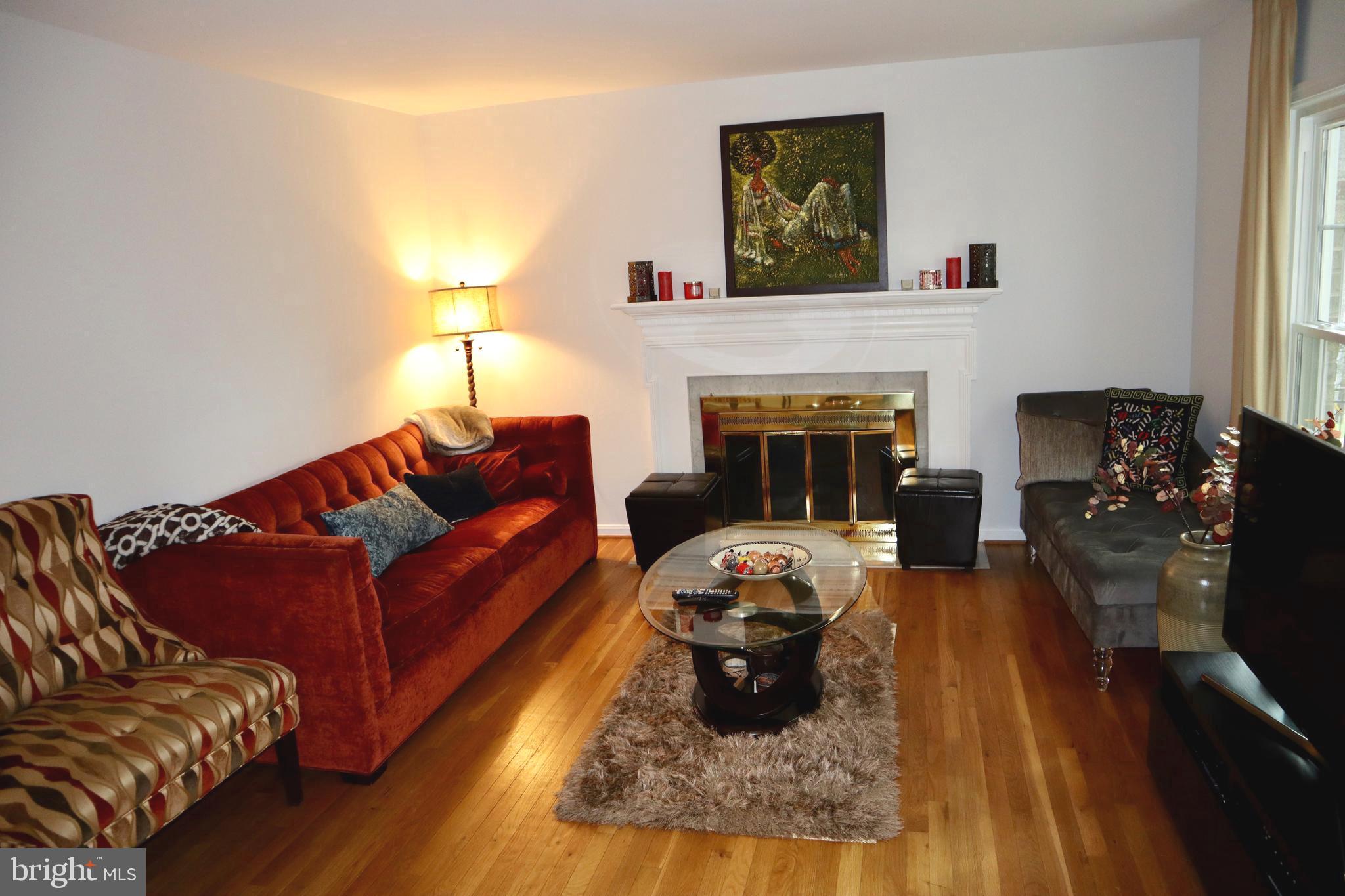 WHEATON TOWNE - Residential Lease