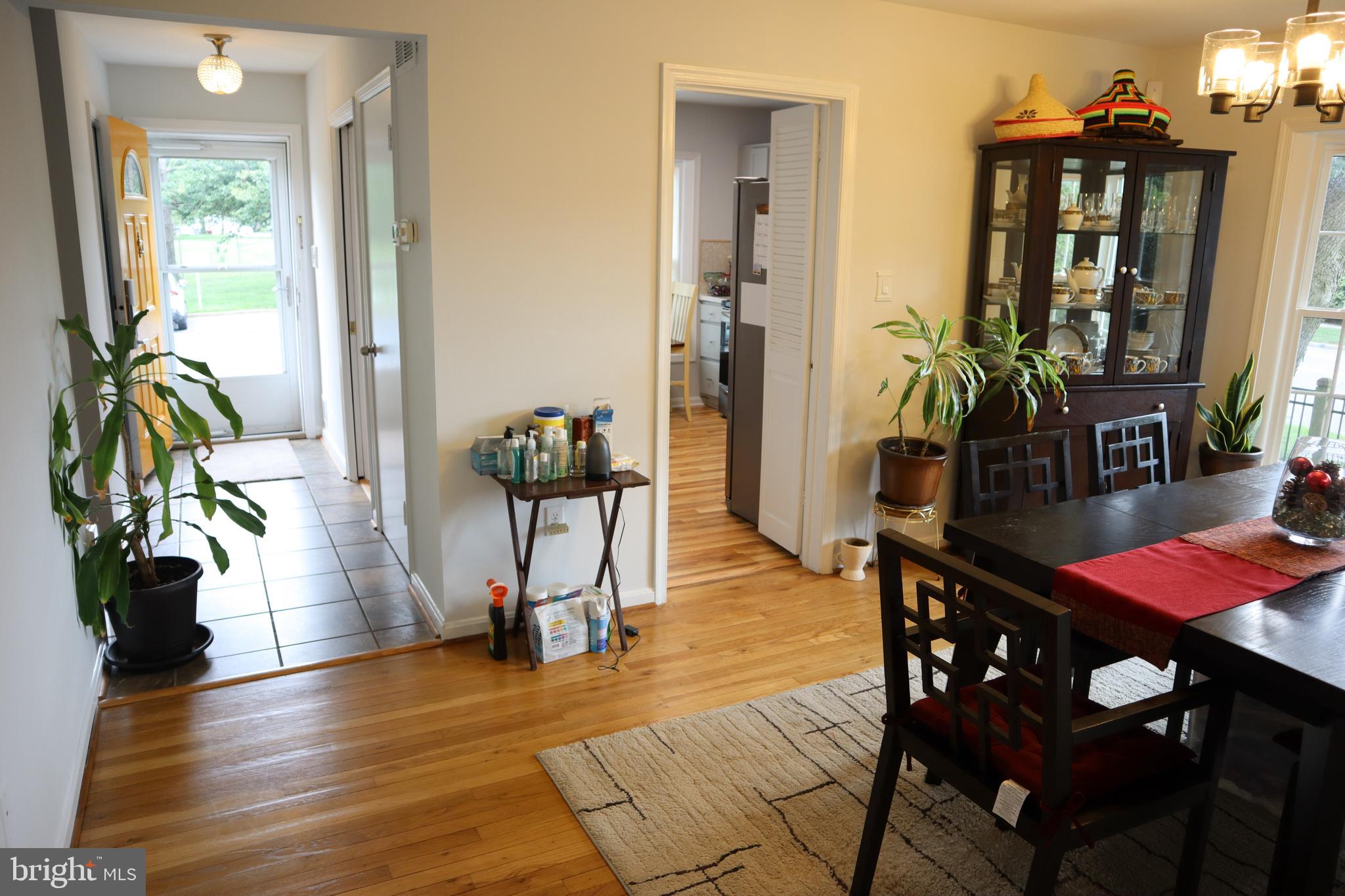 WHEATON TOWNE - Residential Lease