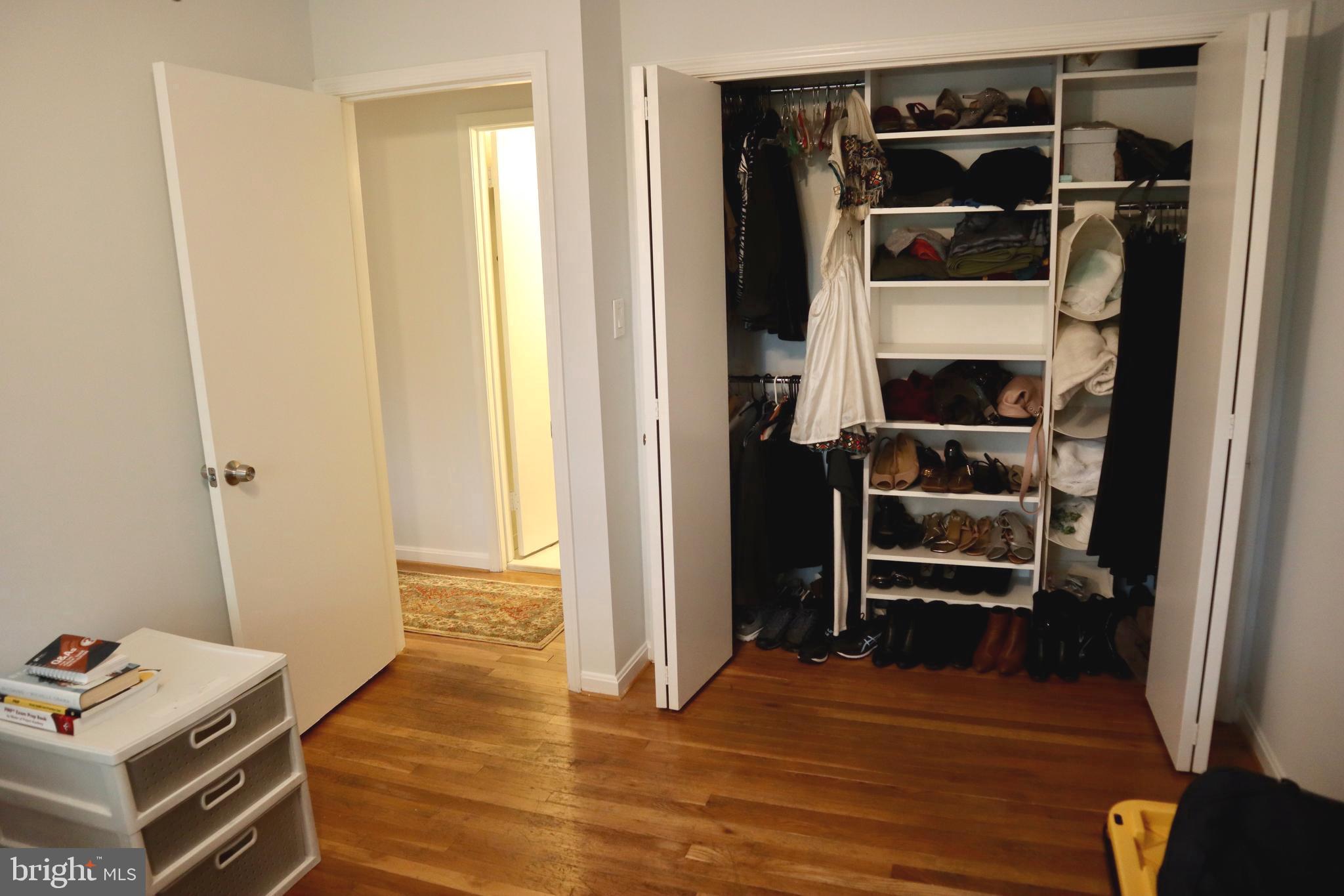 WHEATON TOWNE - Residential Lease