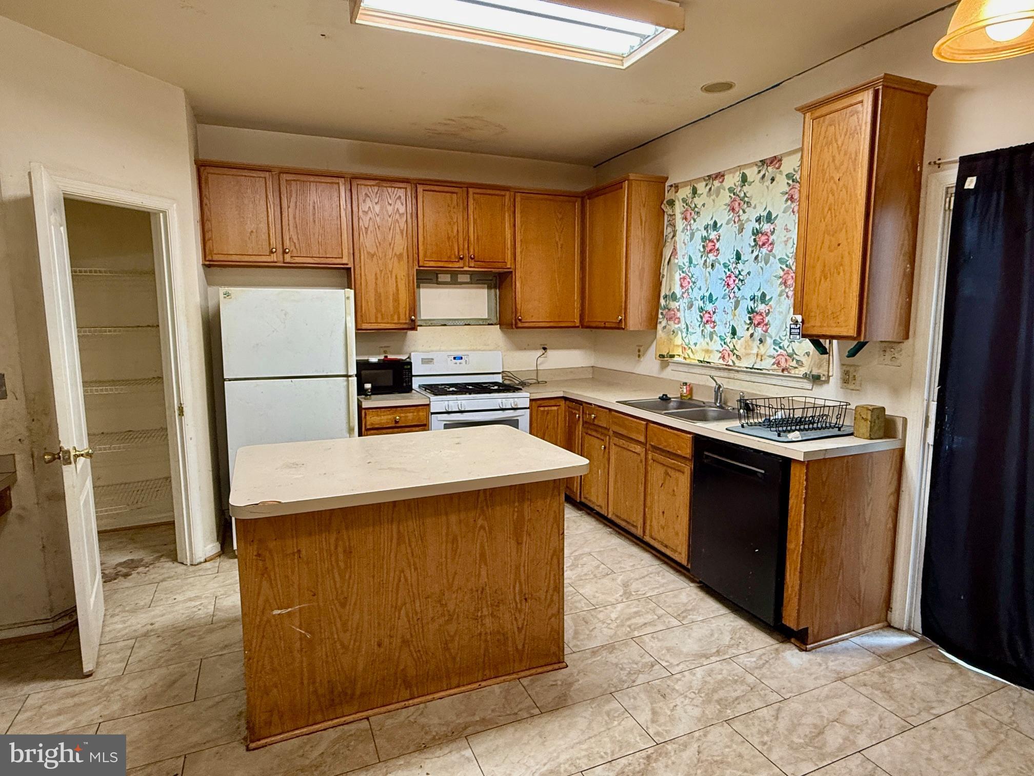 13133 PARK CRESCENT CIRCLE