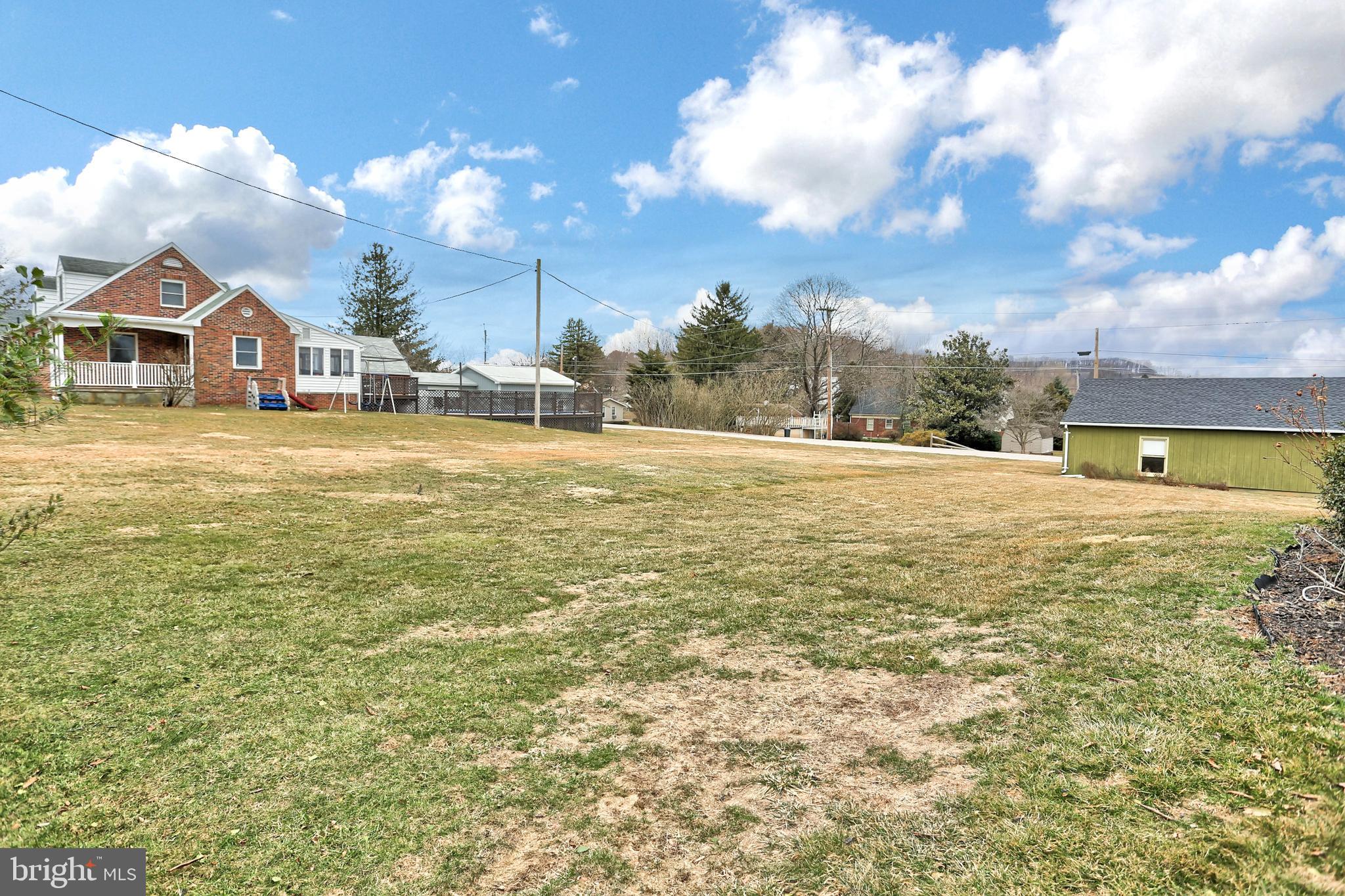 SPRING GROVE BORO - Residential