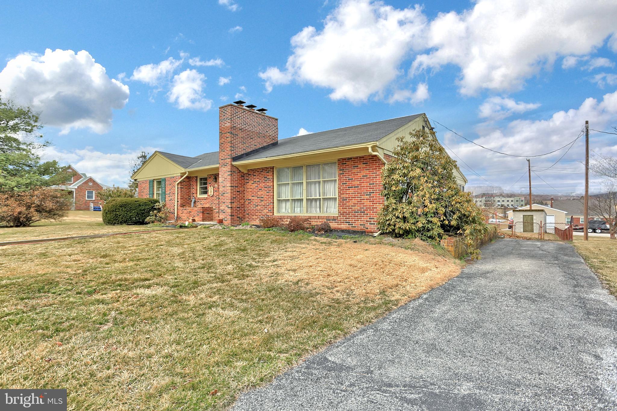 SPRING GROVE BORO - Residential