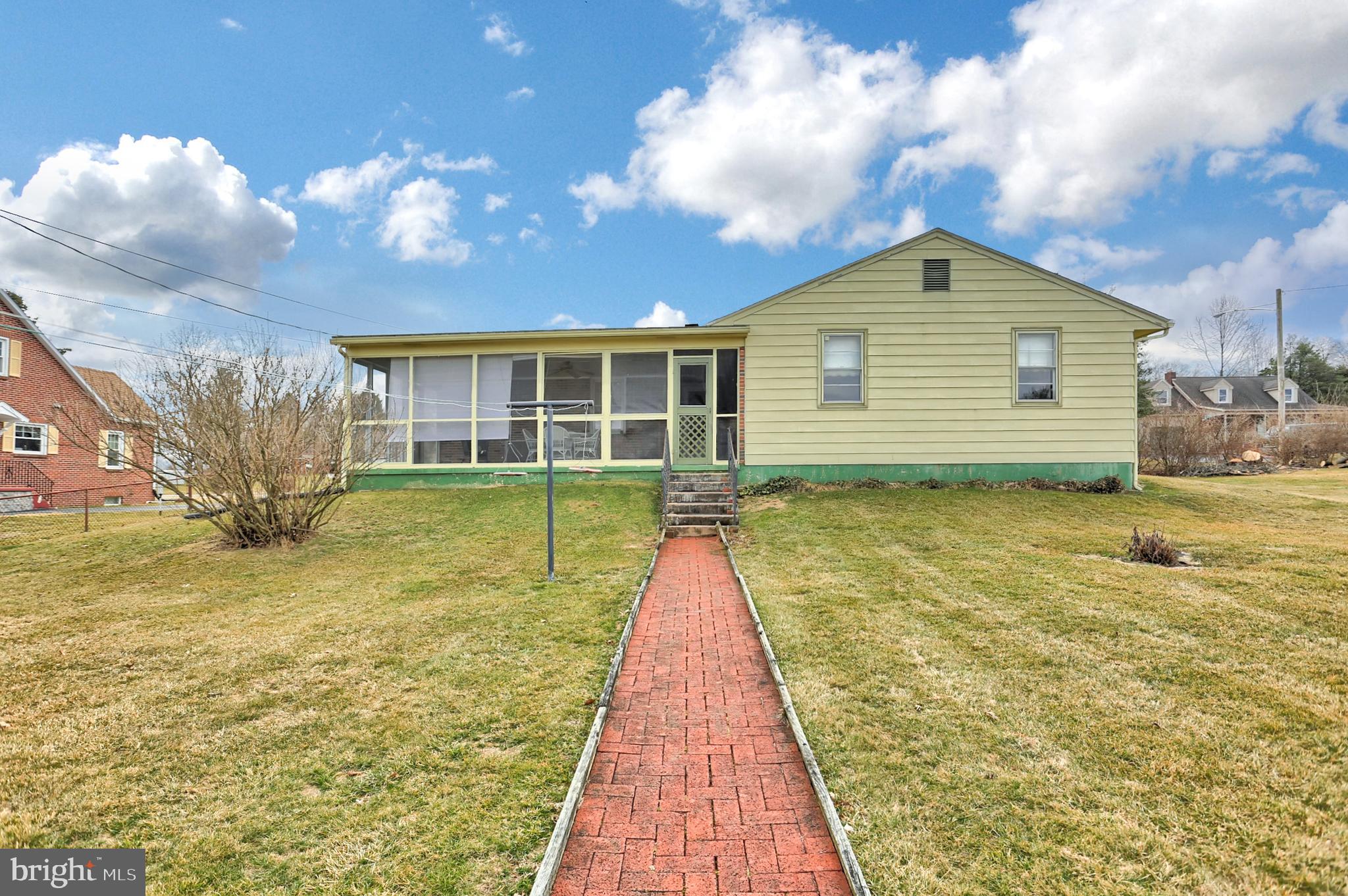 SPRING GROVE BORO - Residential