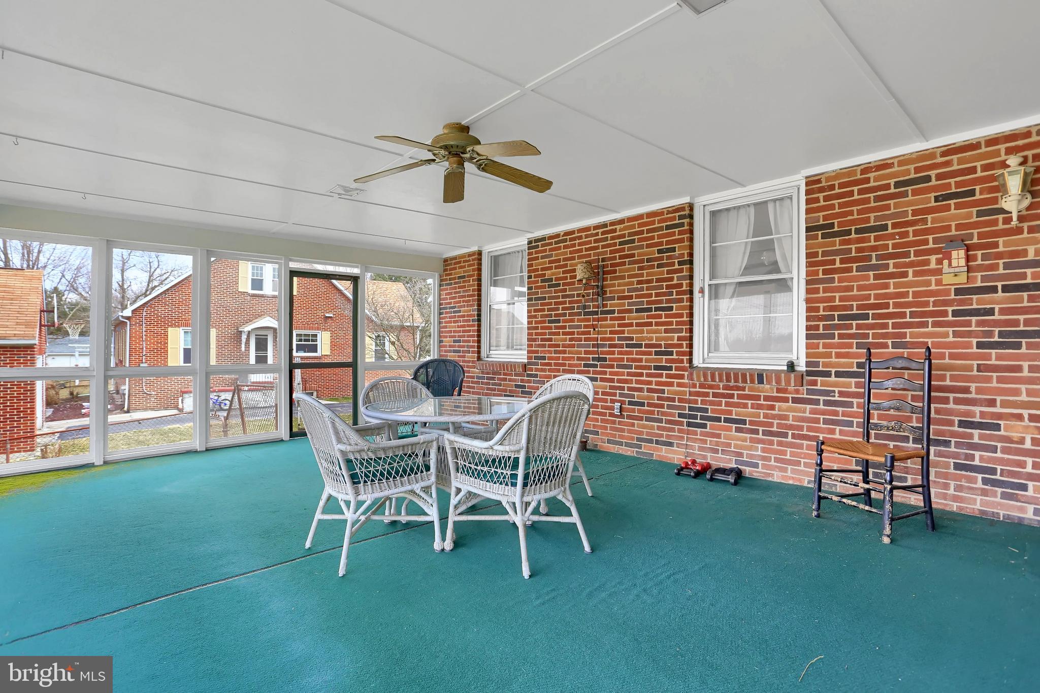 SPRING GROVE BORO - Residential