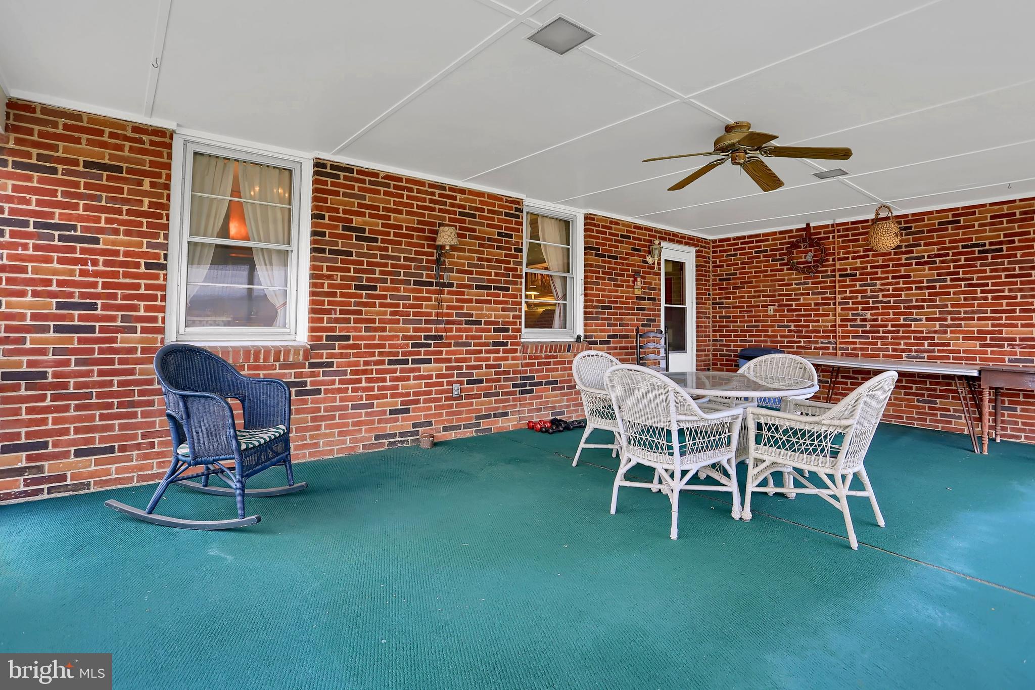 SPRING GROVE BORO - Residential