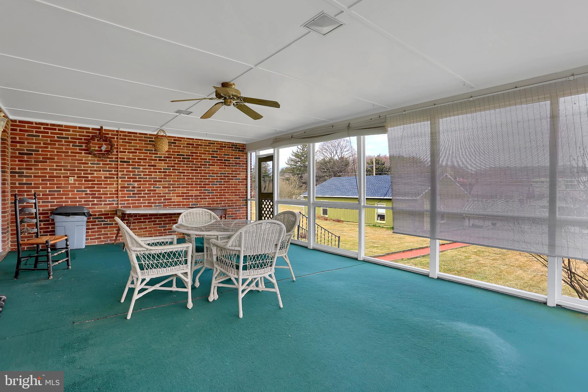 SPRING GROVE BORO - Residential