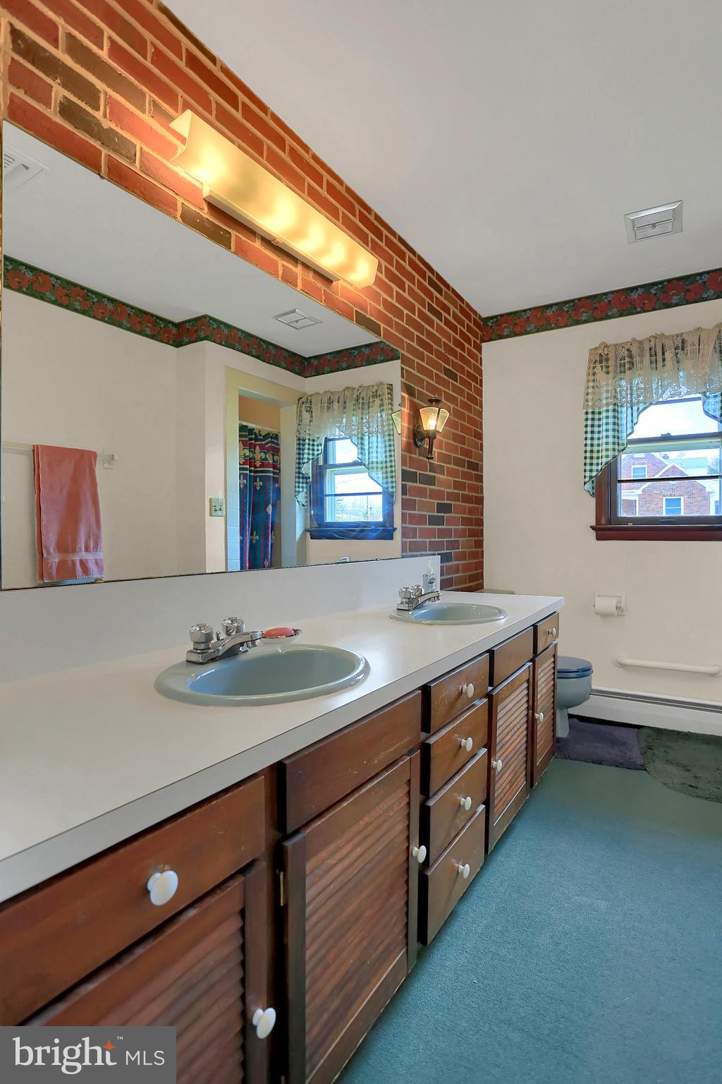 SPRING GROVE BORO - Residential