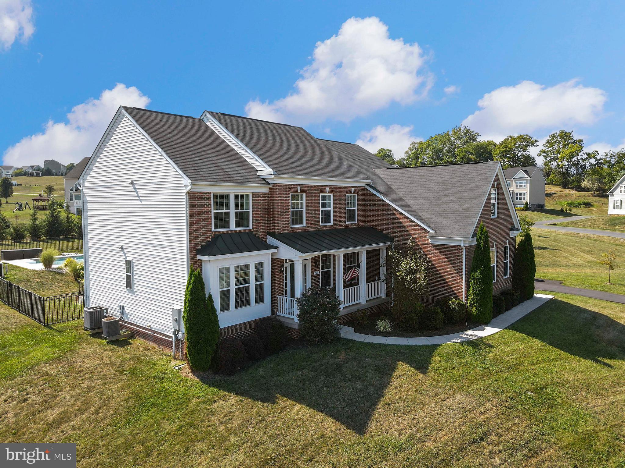 RIDGES OF TUSCARORA - Residential