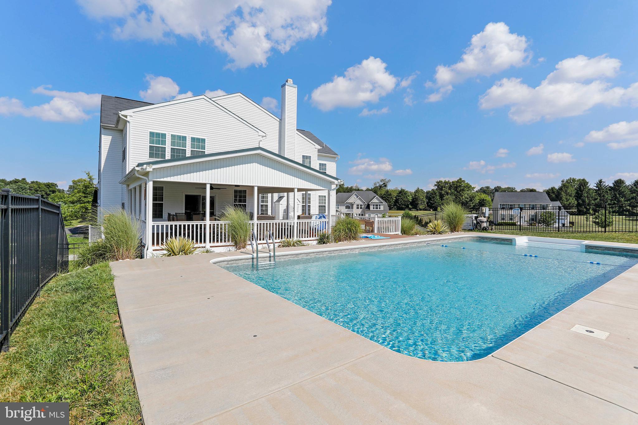 RIDGES OF TUSCARORA - Residential