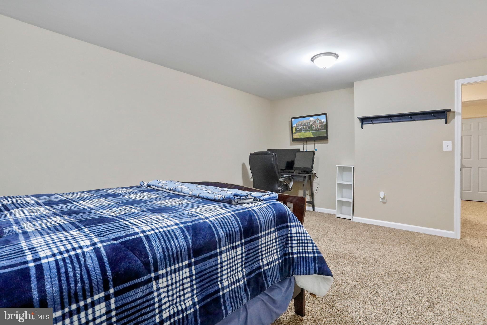 RIDGES OF TUSCARORA - Residential