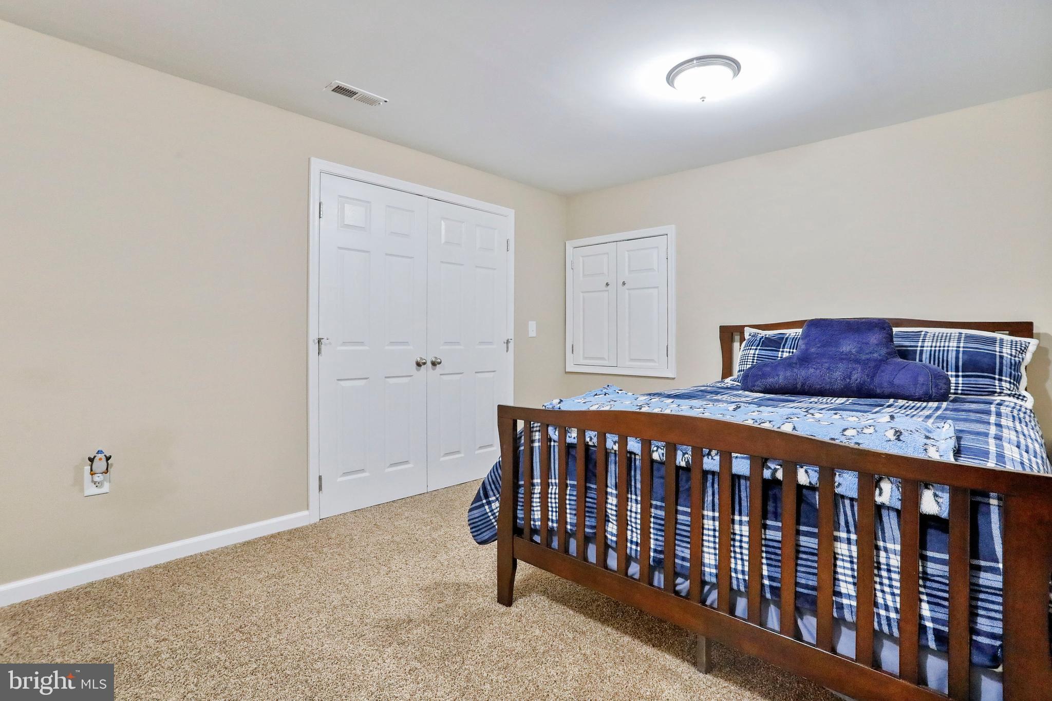 RIDGES OF TUSCARORA - Residential