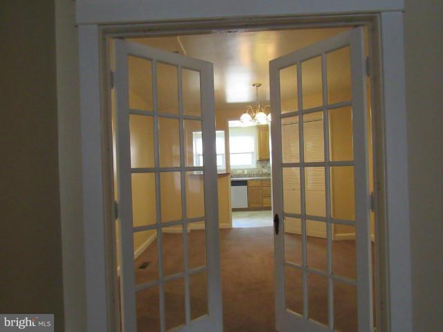 RIVERSIDE - Residential Lease