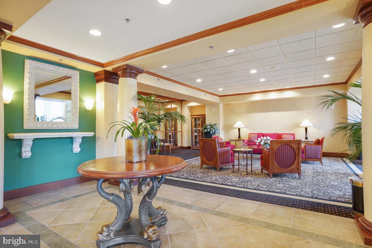 OVERLOOK AT LEISURE WORLD - Residential