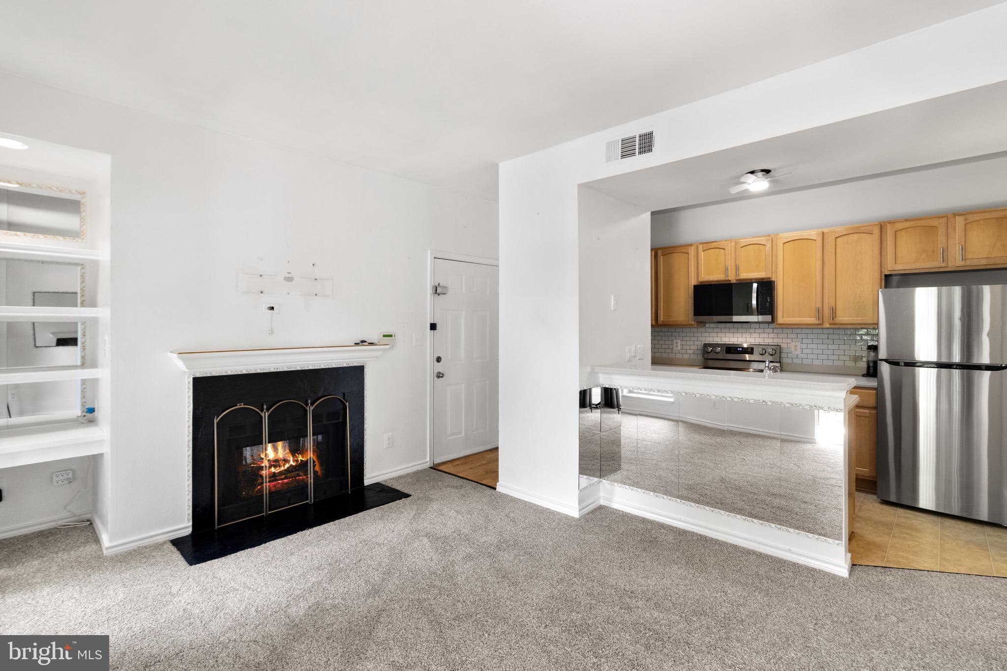 3912 PENDERVIEW DRIVE 528