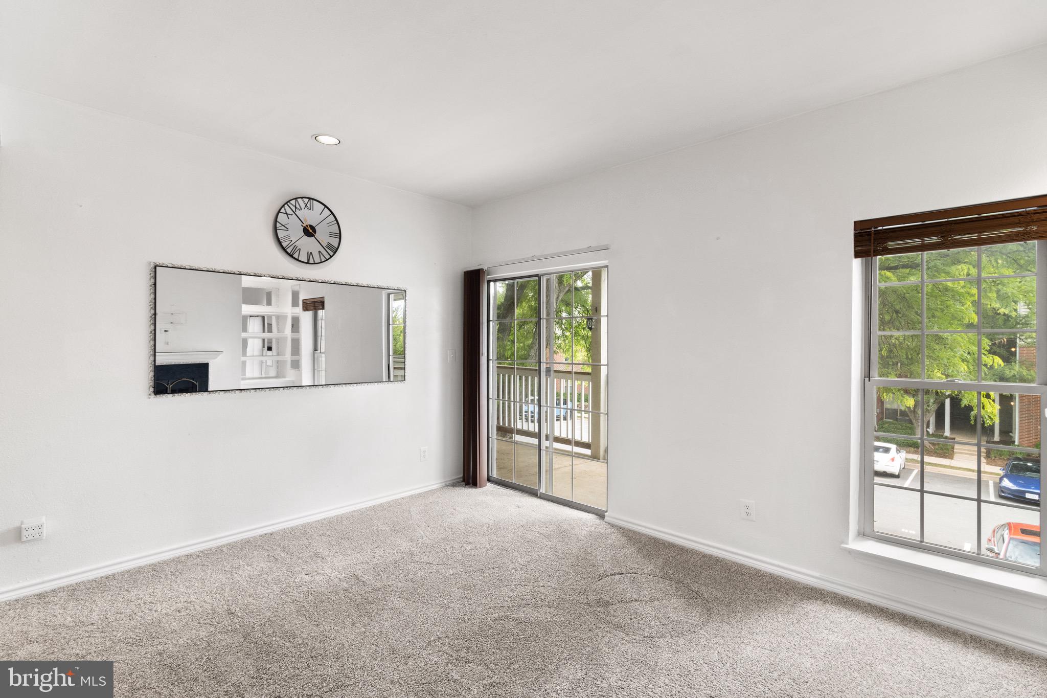 3912 PENDERVIEW DRIVE 528