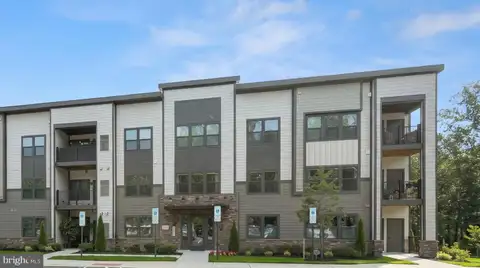 MLS: MDHW2070596