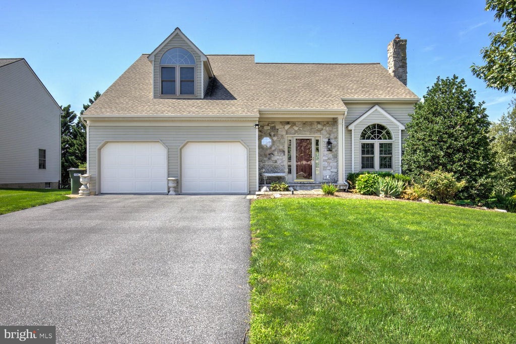 Photo of 108 Willow Ridge, NEW HOLLAND, PA 17557 (MLS # PALA2094496)
