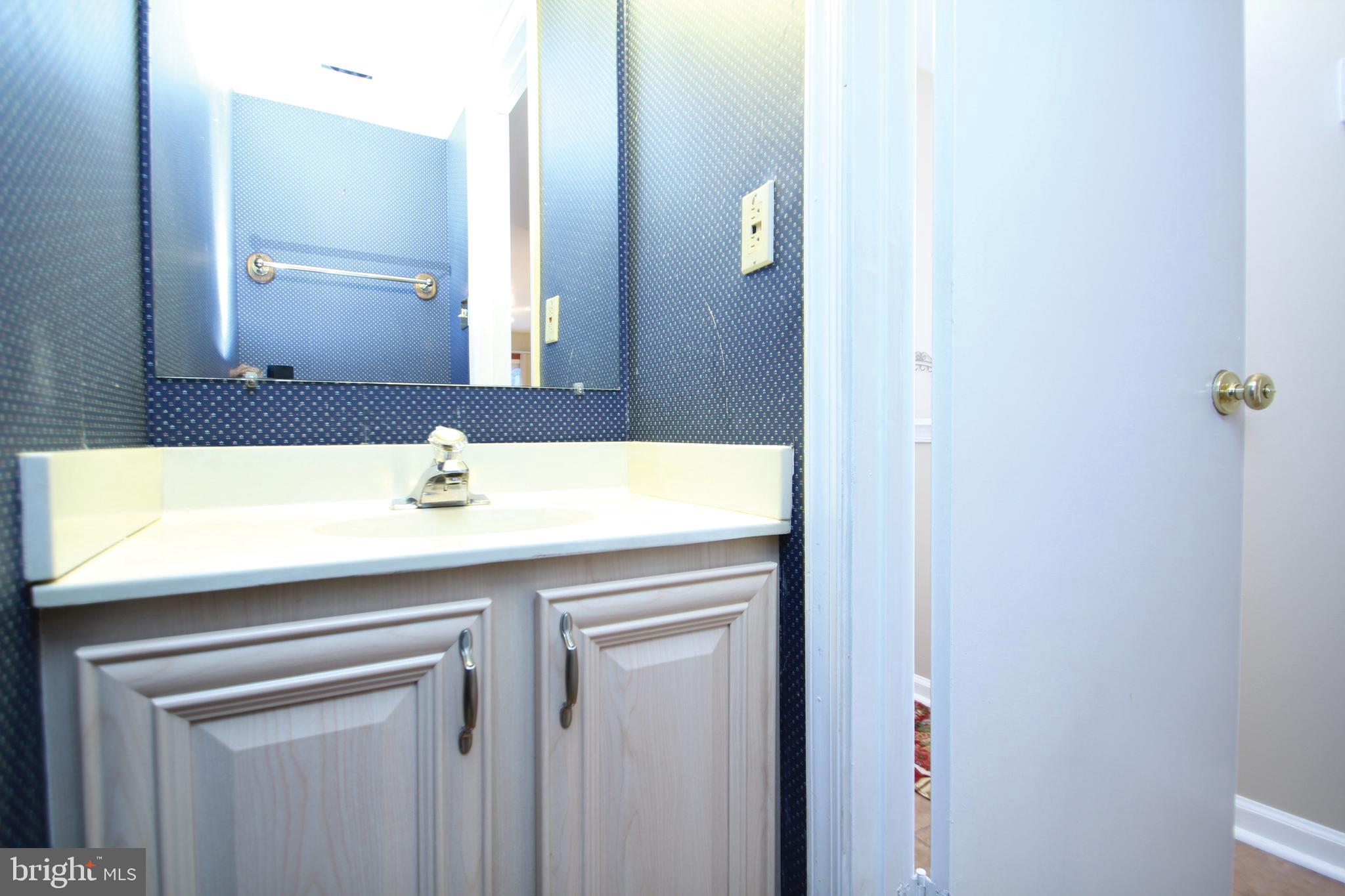 GREENCASTLE MANOR - Residential Lease