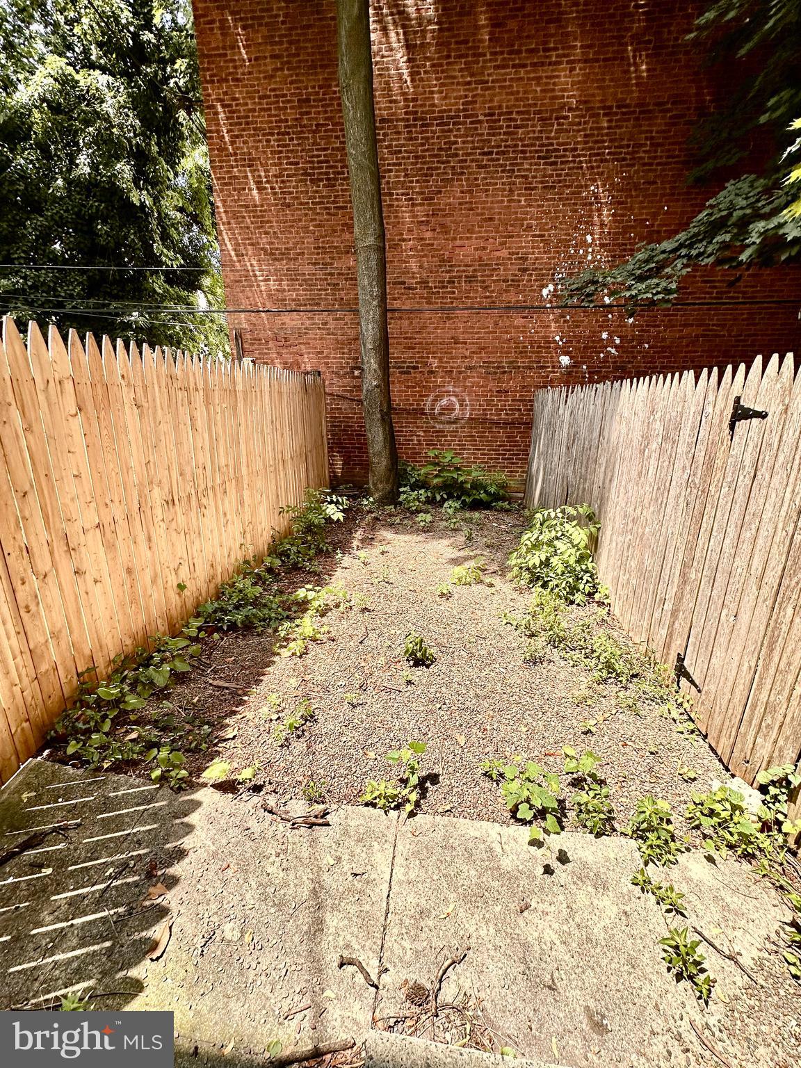 GERMANTOWN - Residential Lease