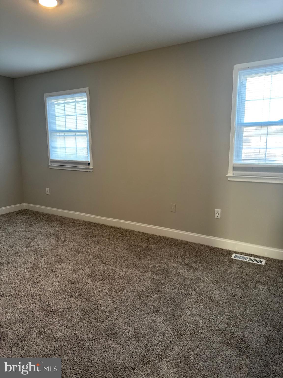 WILLIAMSTOWN - Residential