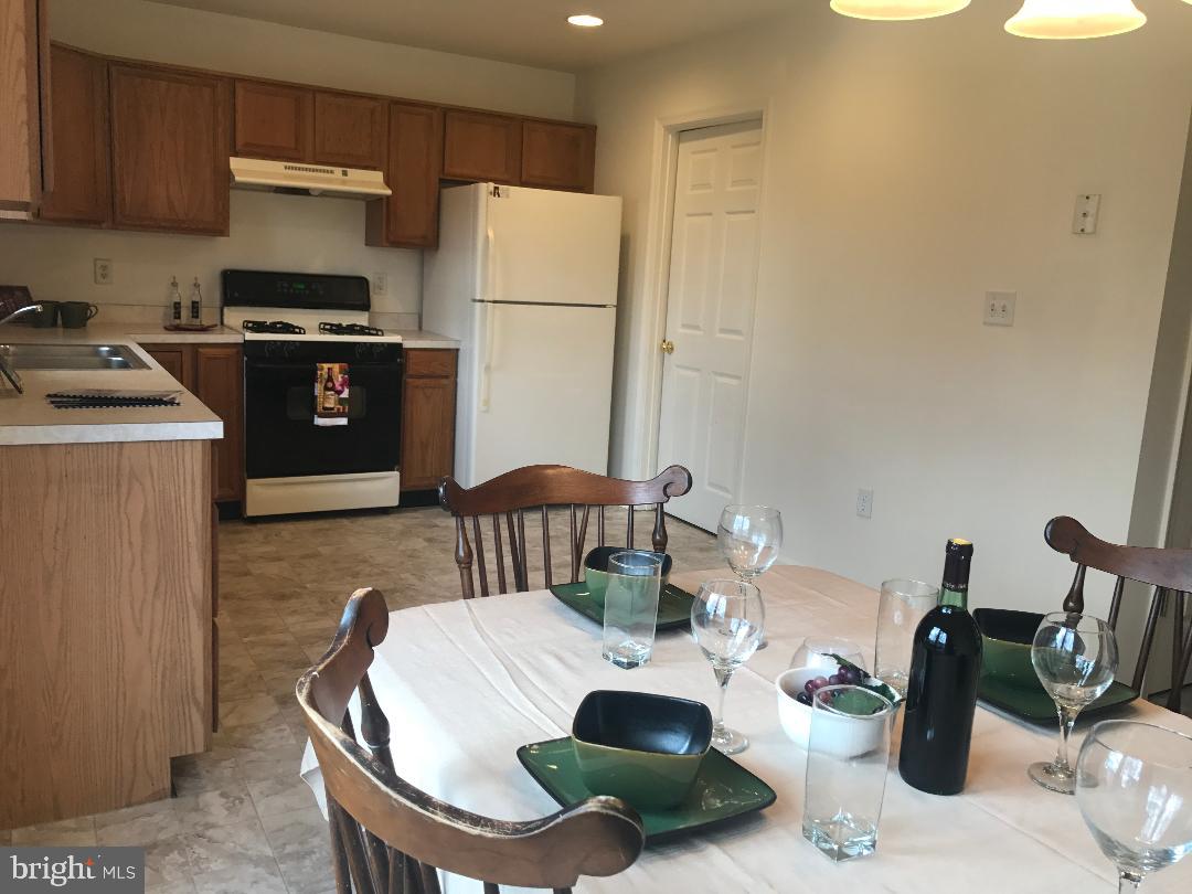 WEST MANHEIM - Residential