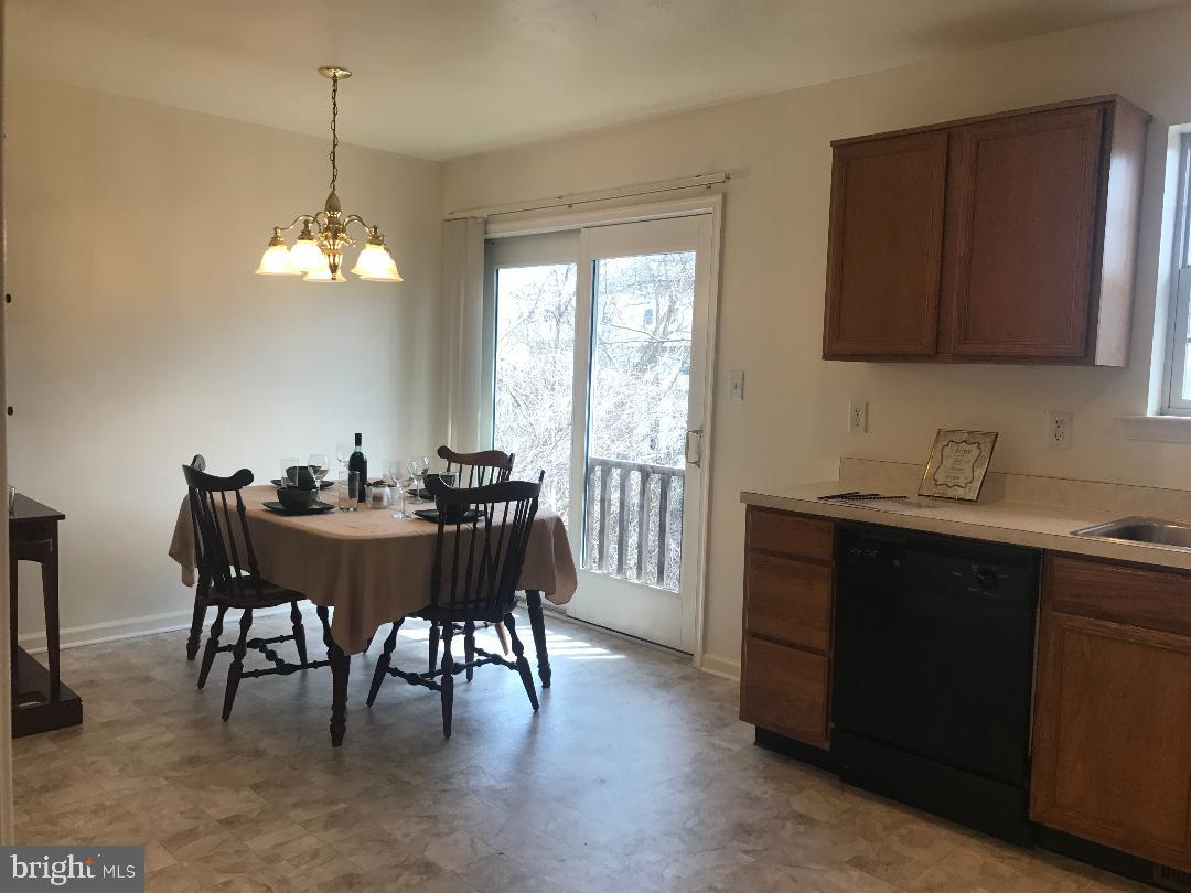 WEST MANHEIM - Residential