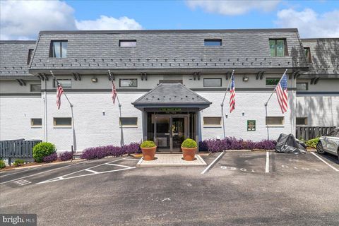 Condo For Sale - 301 Burnside Street #A201<br/> ANNAPOLIS, MD 21403