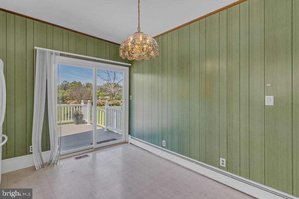 REEDVILLE - Residential