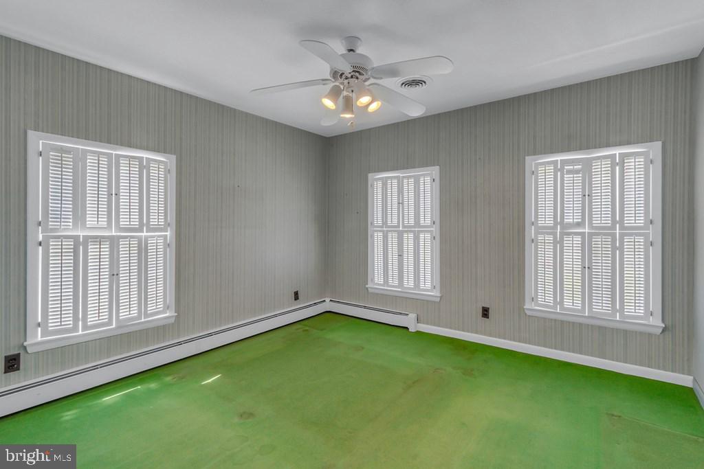 REEDVILLE - Residential