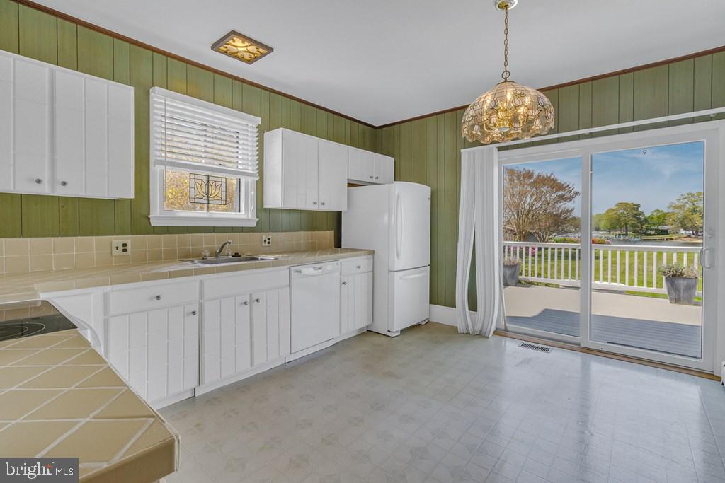 REEDVILLE - Residential