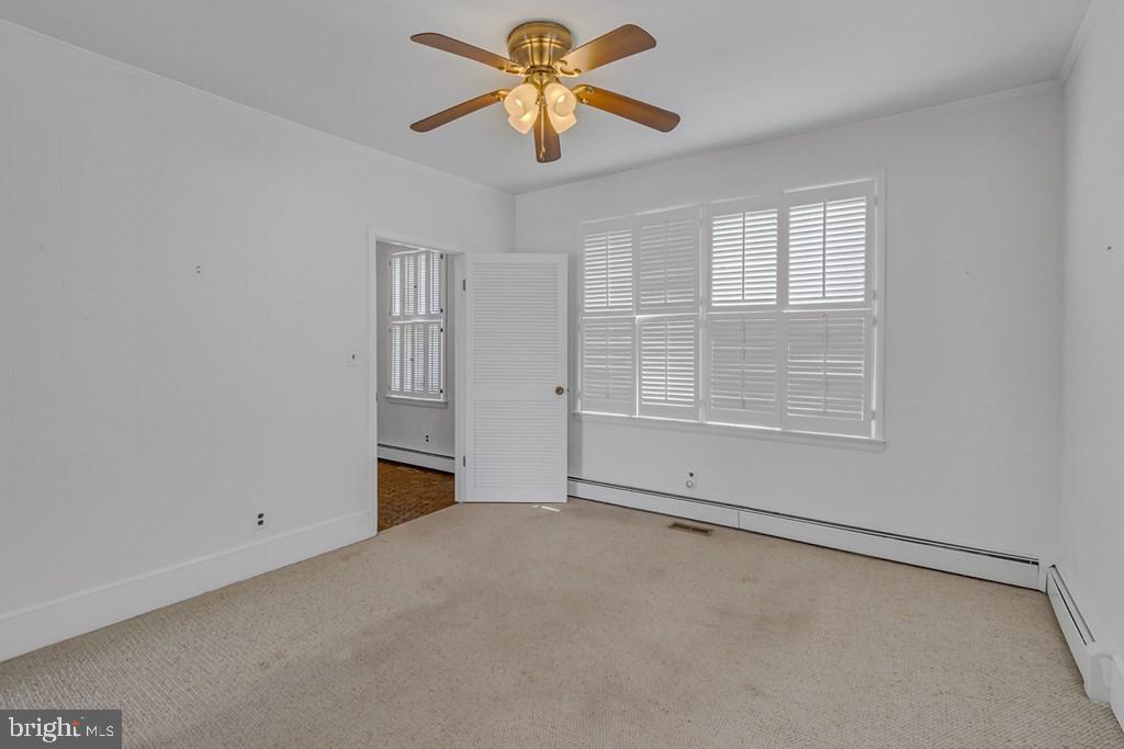 REEDVILLE - Residential