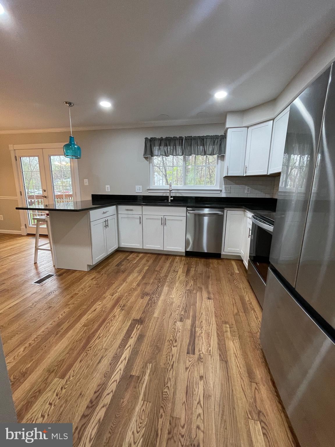 LAKE RIDGE - Residential