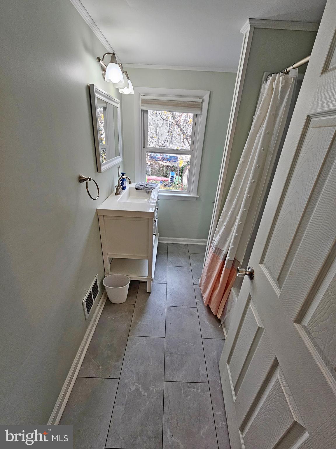 WEST SIDE OF CITY - Residential