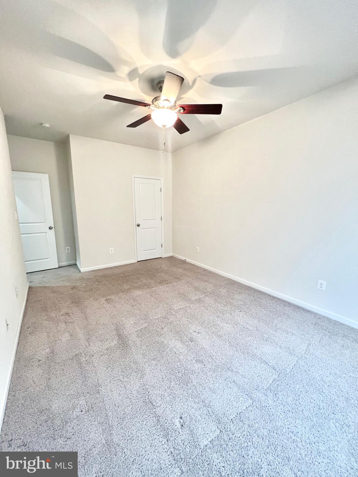 EMBREY MILL - Residential Lease