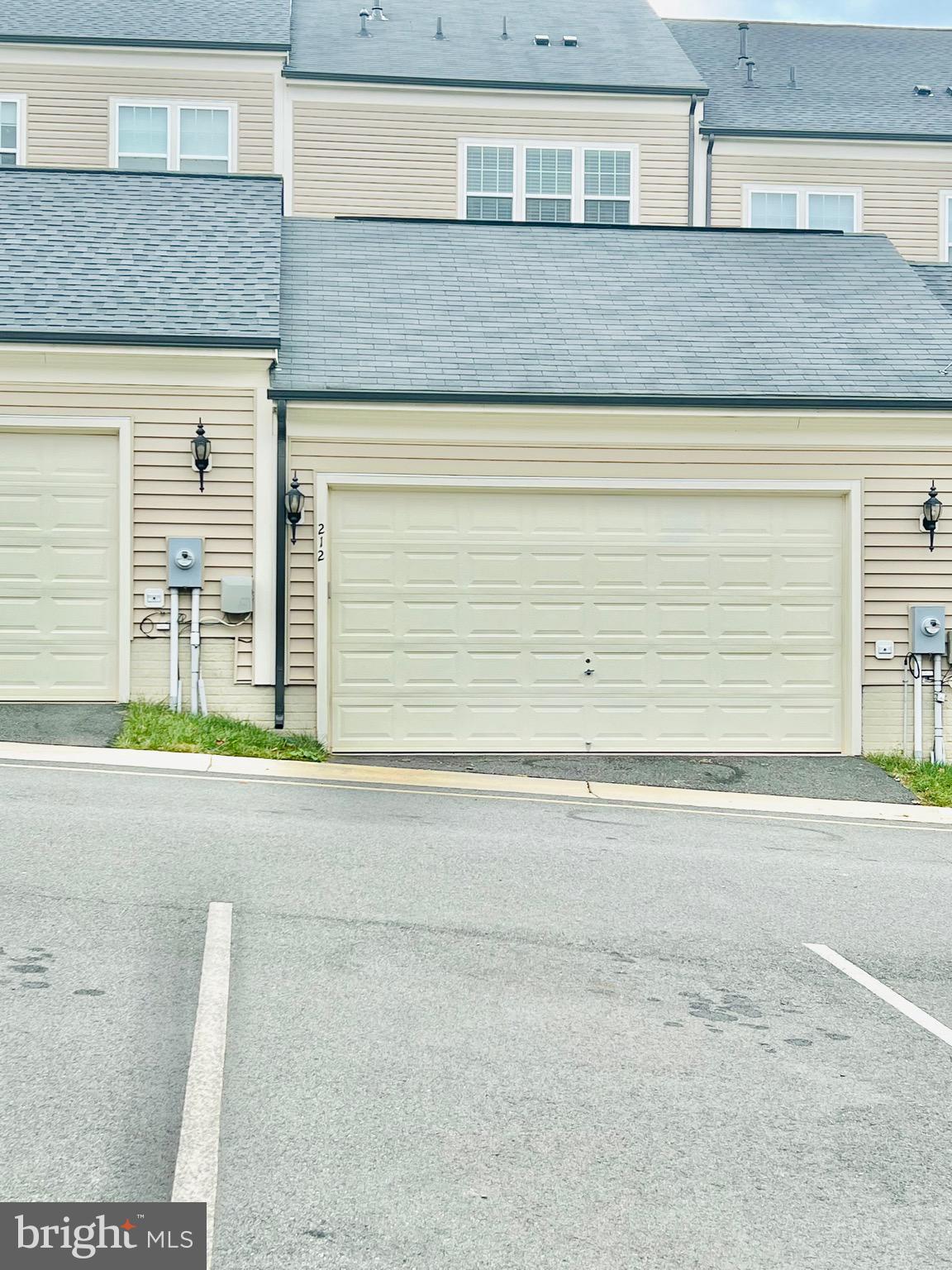 EMBREY MILL - Residential Lease