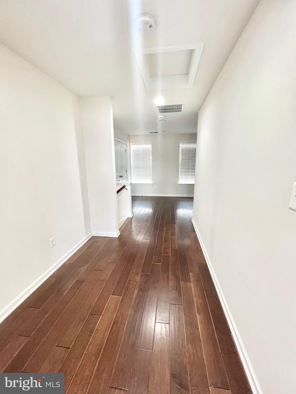 EMBREY MILL - Residential Lease