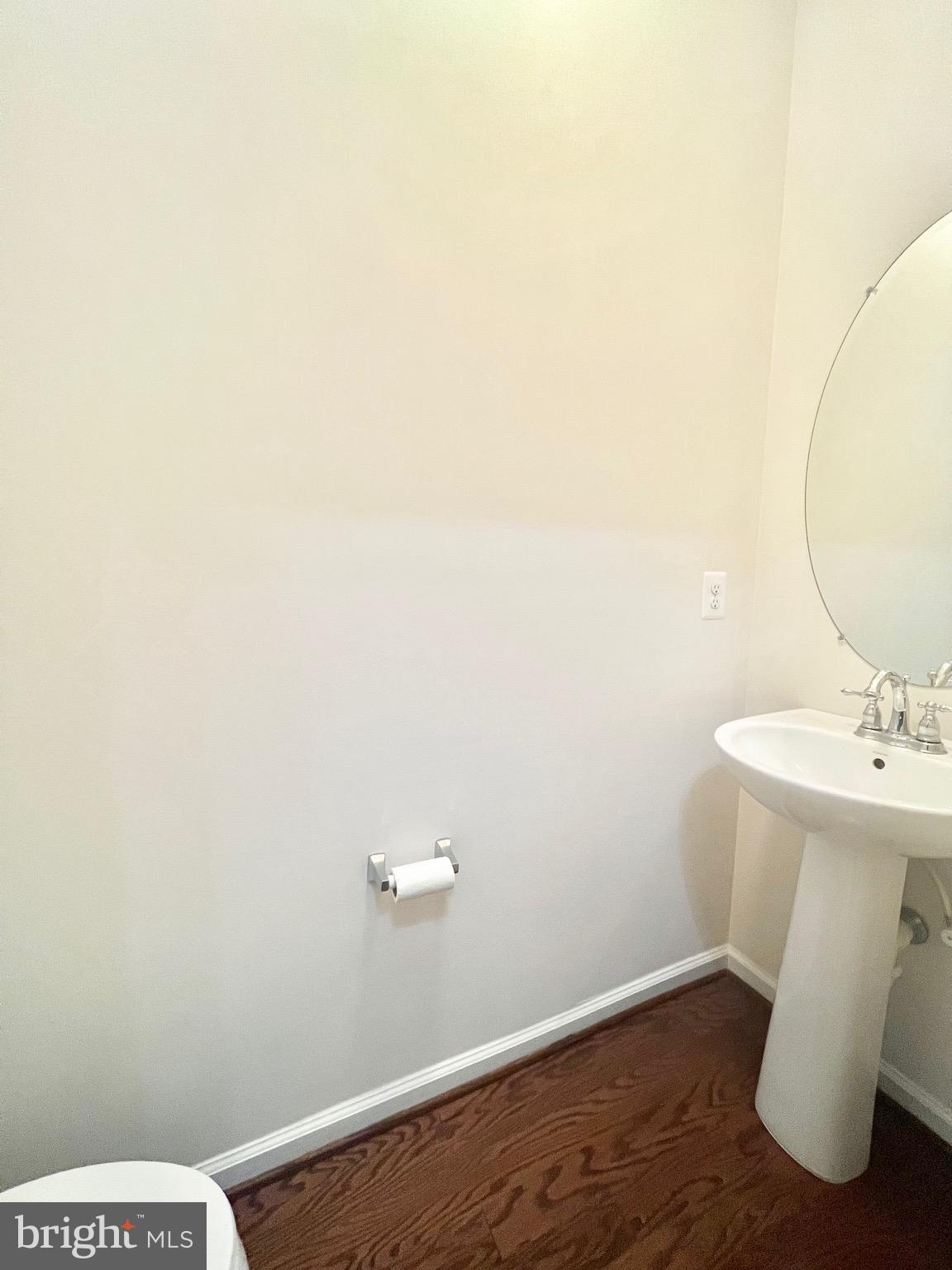 EMBREY MILL - Residential Lease