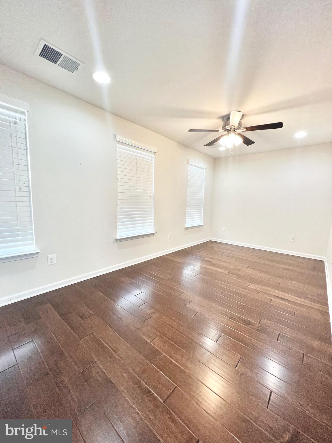 EMBREY MILL - Residential Lease