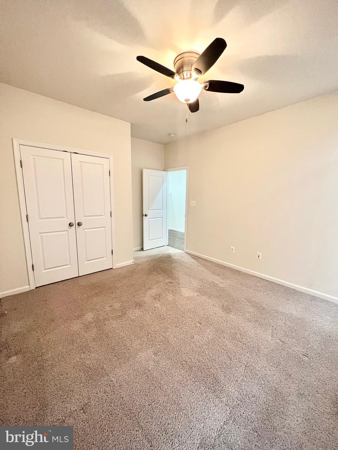 EMBREY MILL - Residential Lease