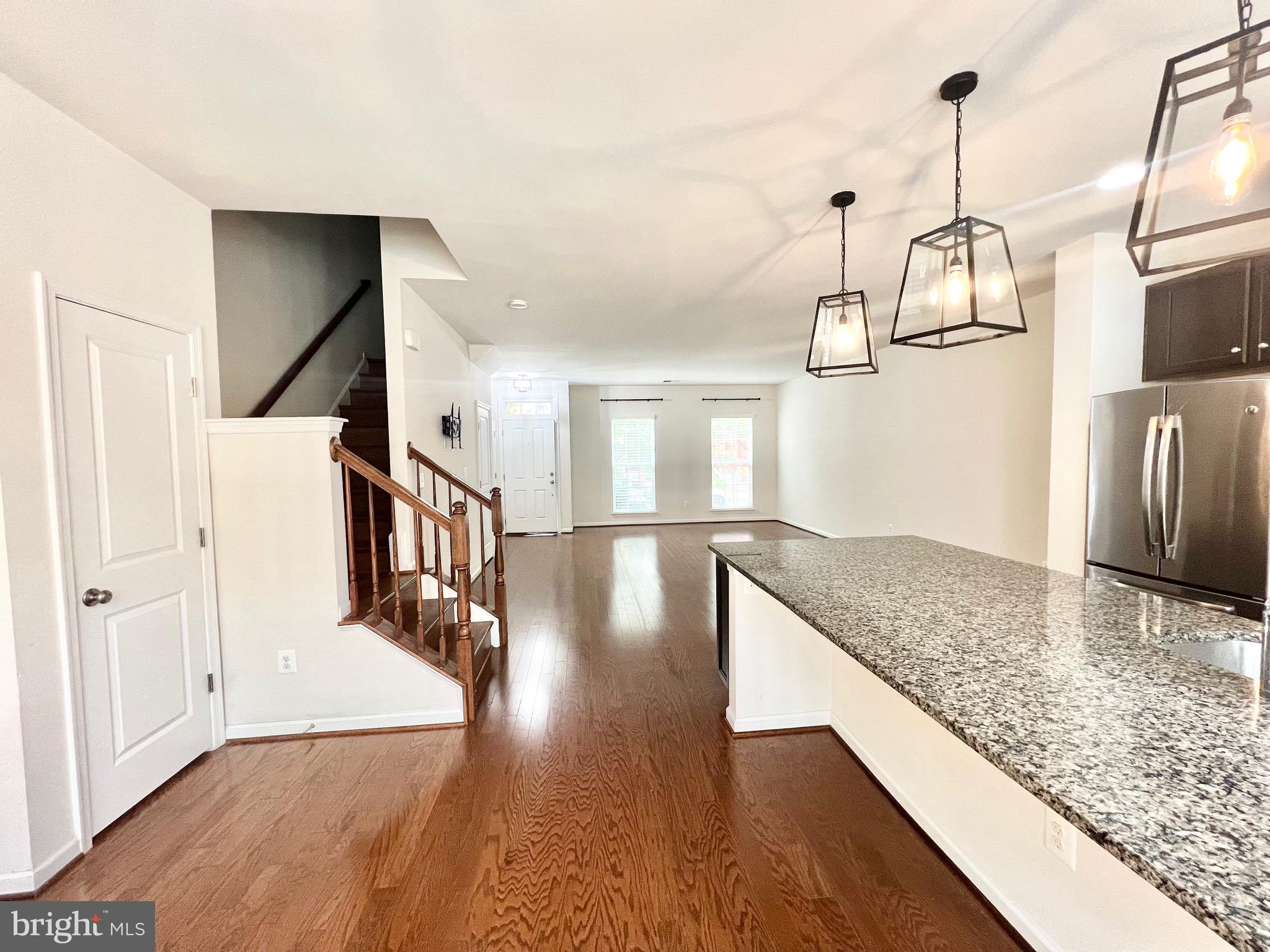 EMBREY MILL - Residential Lease