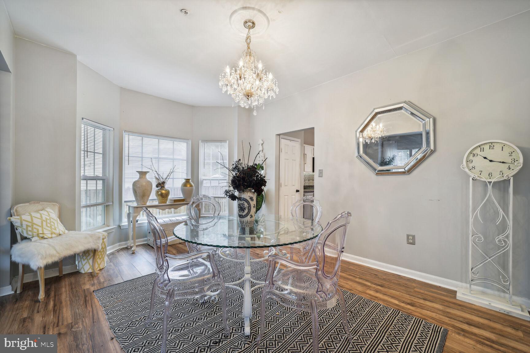 COUNTRYSIDE - Residential